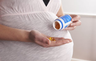 Poziom kwasów tłuszczowych omega-3 u kobiet ciężarnych a ryzyko przedwczesnych porodów spożycie omega 3 w ciąży