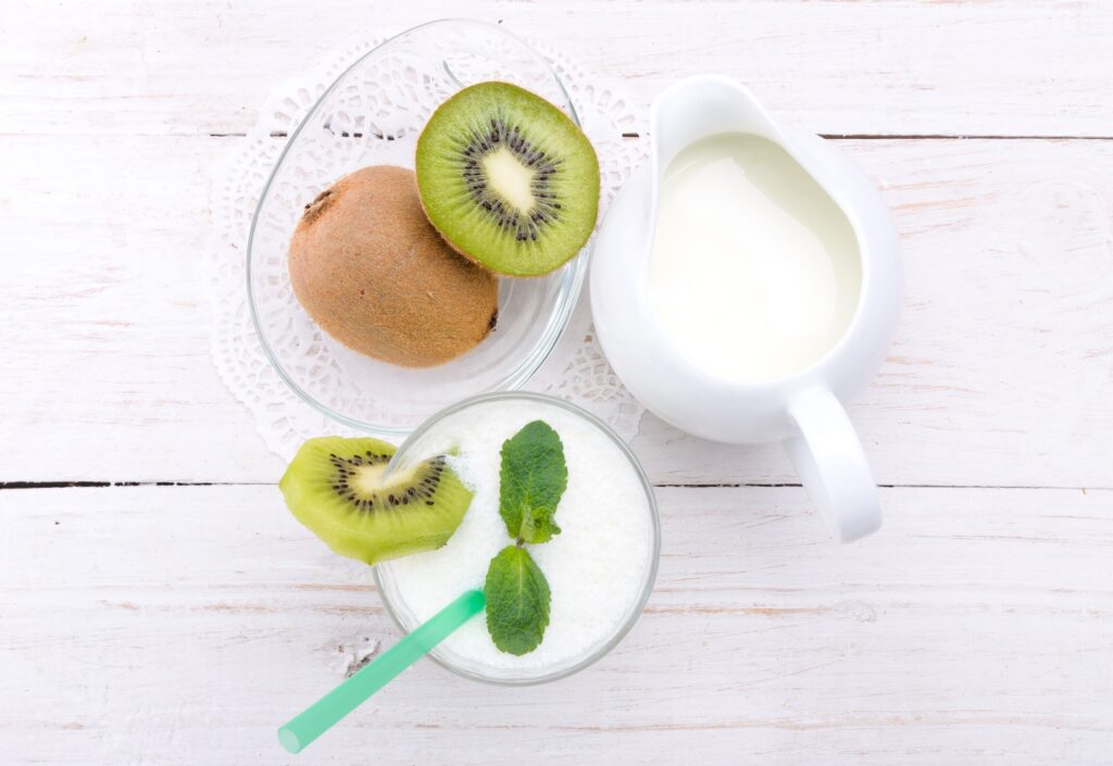 kiwi mleko jogurt